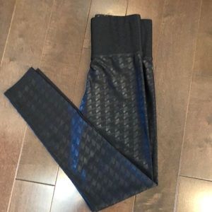 Carbon38 leggings